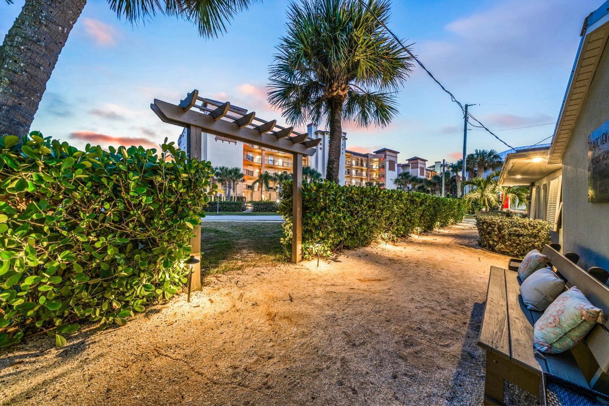 Wonderful Place Wprivate Patio Next To The Beach ココアビーチ エクステリア 写真